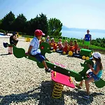 Valamar Bellevue 4* غاباس