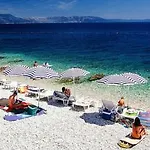 Valamar Bellevue فندق غاباس