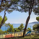 Valamar Bellevue غاباس