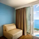 Valamar Bellevue 4* غاباس