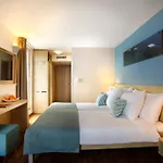 Valamar Bellevue فندق