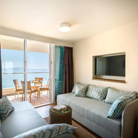 Valamar Bellevue Отель