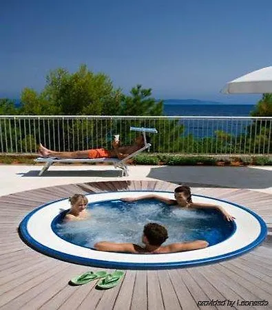 Valamar Bellevue Отель 4*