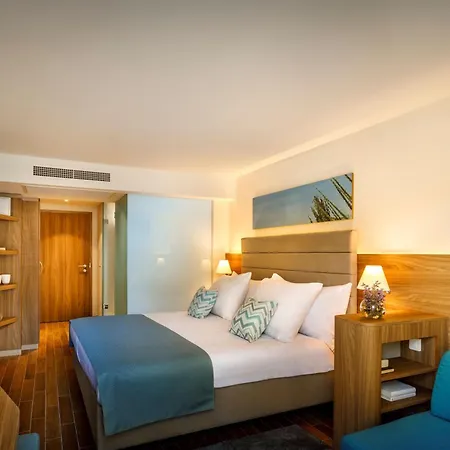 Отель Valamar Bellevue 4*