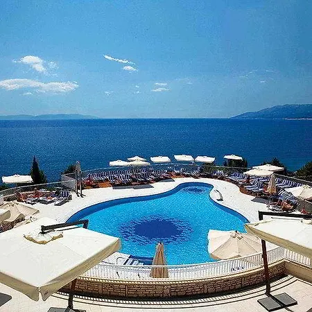 Отель Valamar Bellevue