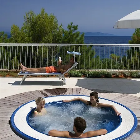 Отель Valamar Bellevue Рабац