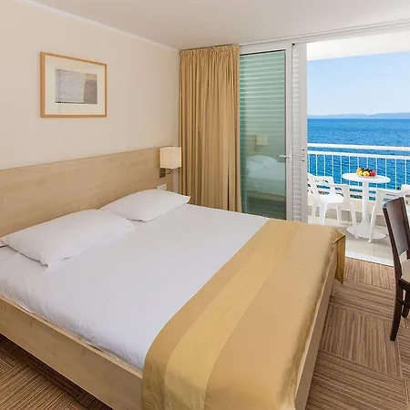 מלון Valamar Bellevue ראבץ