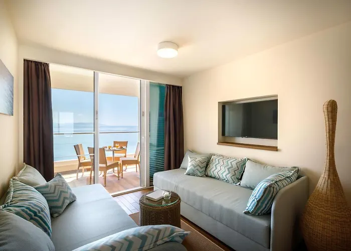 Valamar Bellevue Szálloda