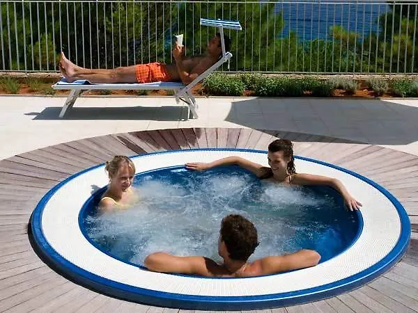 Valamar Bellevue Szálloda 4*