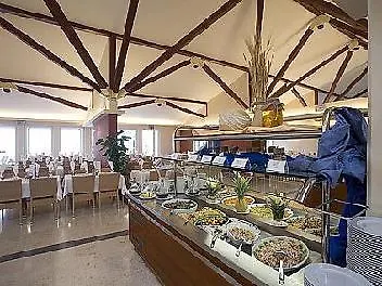 Szálloda Valamar Bellevue 4*